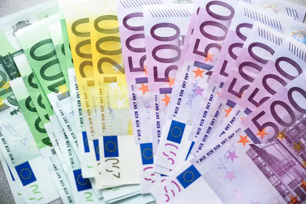 Jaka waluta obowiązuje w Czarnogórze? Przewodnik po płatnościach